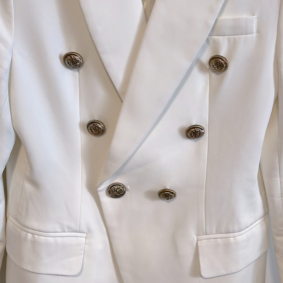 Women’s Classic Tailored Double Breast Blazer Gold Button - Picture 5 of 13